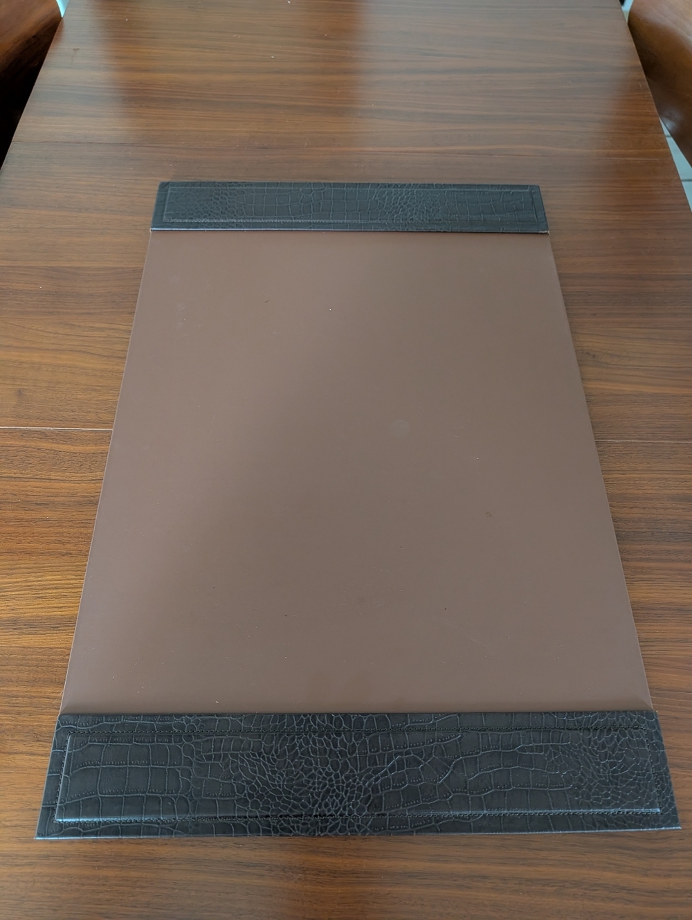 Brown Crocodile Embossed Luxury Leather Desk Pad w/Side Rails 25.5” x 17.25”